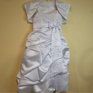 NWOT flower girl dress 4 white with short sleeve caper sleeve‎ cap jacket